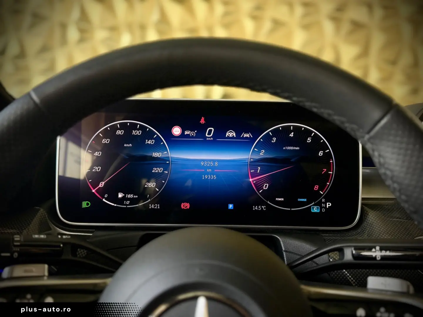 MERCEDES-BENZ C 300 4Matic Lim. AMG-LINE PANORAMA BURMESTER