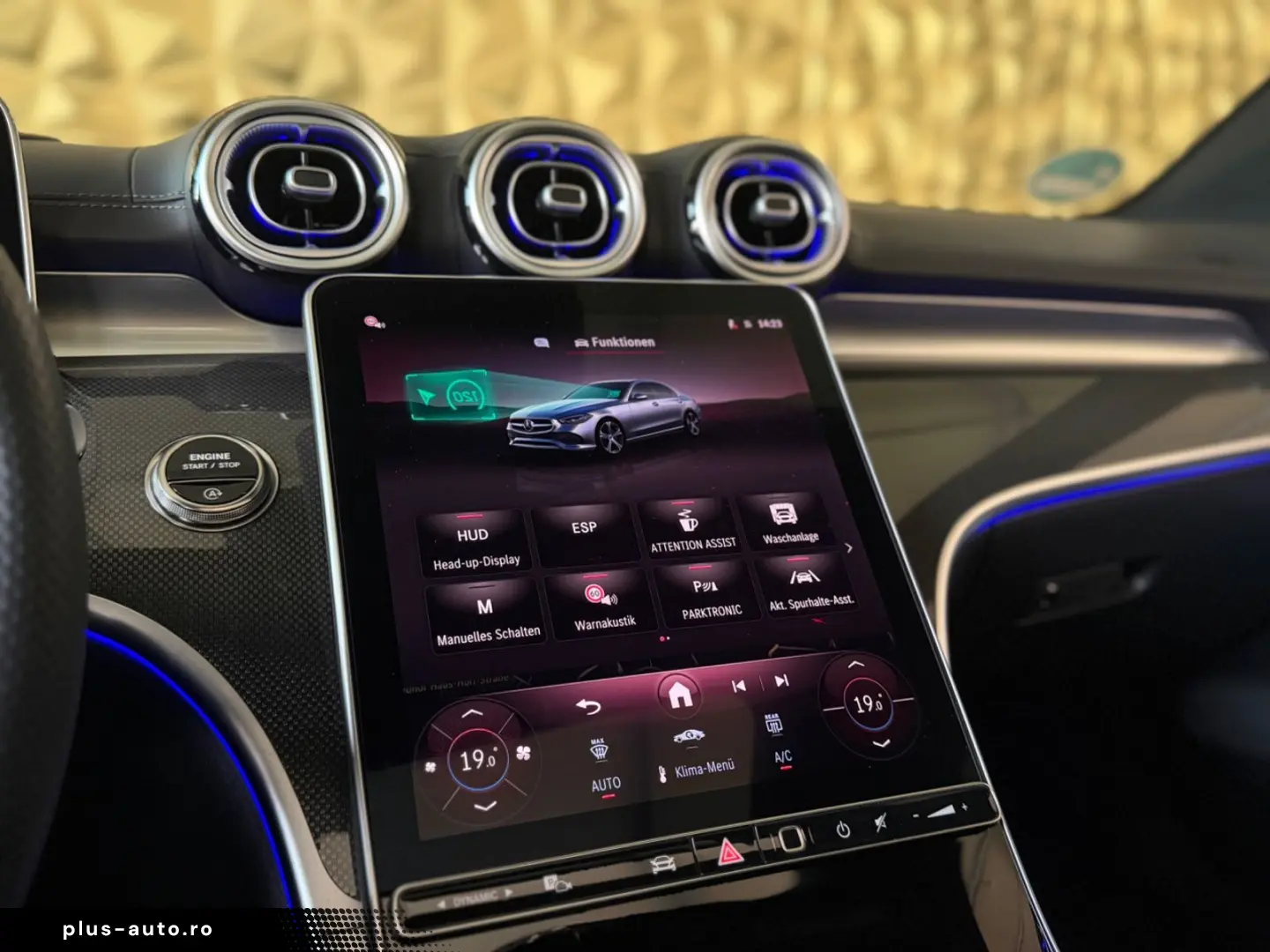 MERCEDES-BENZ C 300 4Matic Lim. AMG-LINE PANORAMA BURMESTER