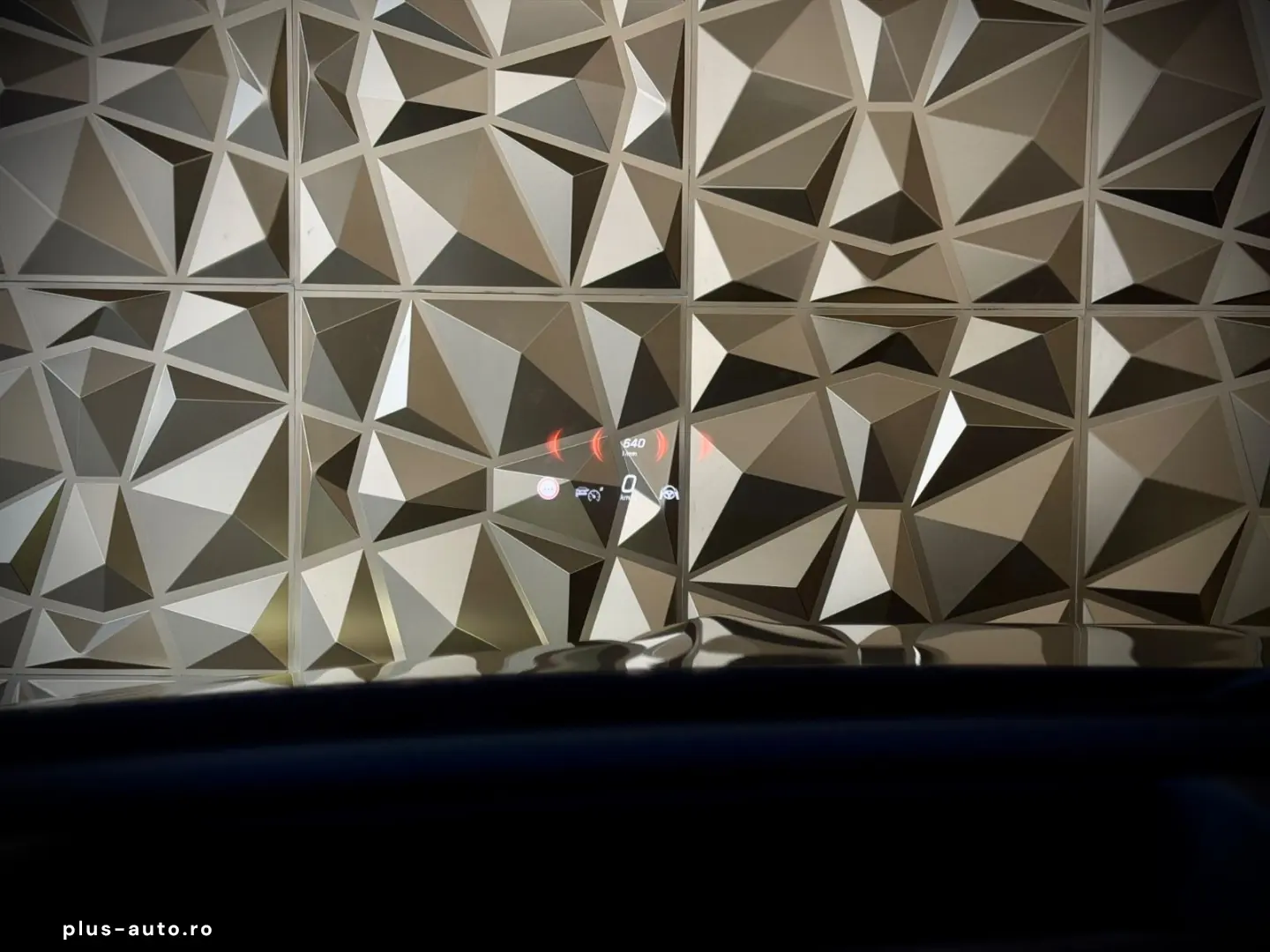 MERCEDES-BENZ C 300 4Matic Lim. AMG-LINE PANORAMA BURMESTER