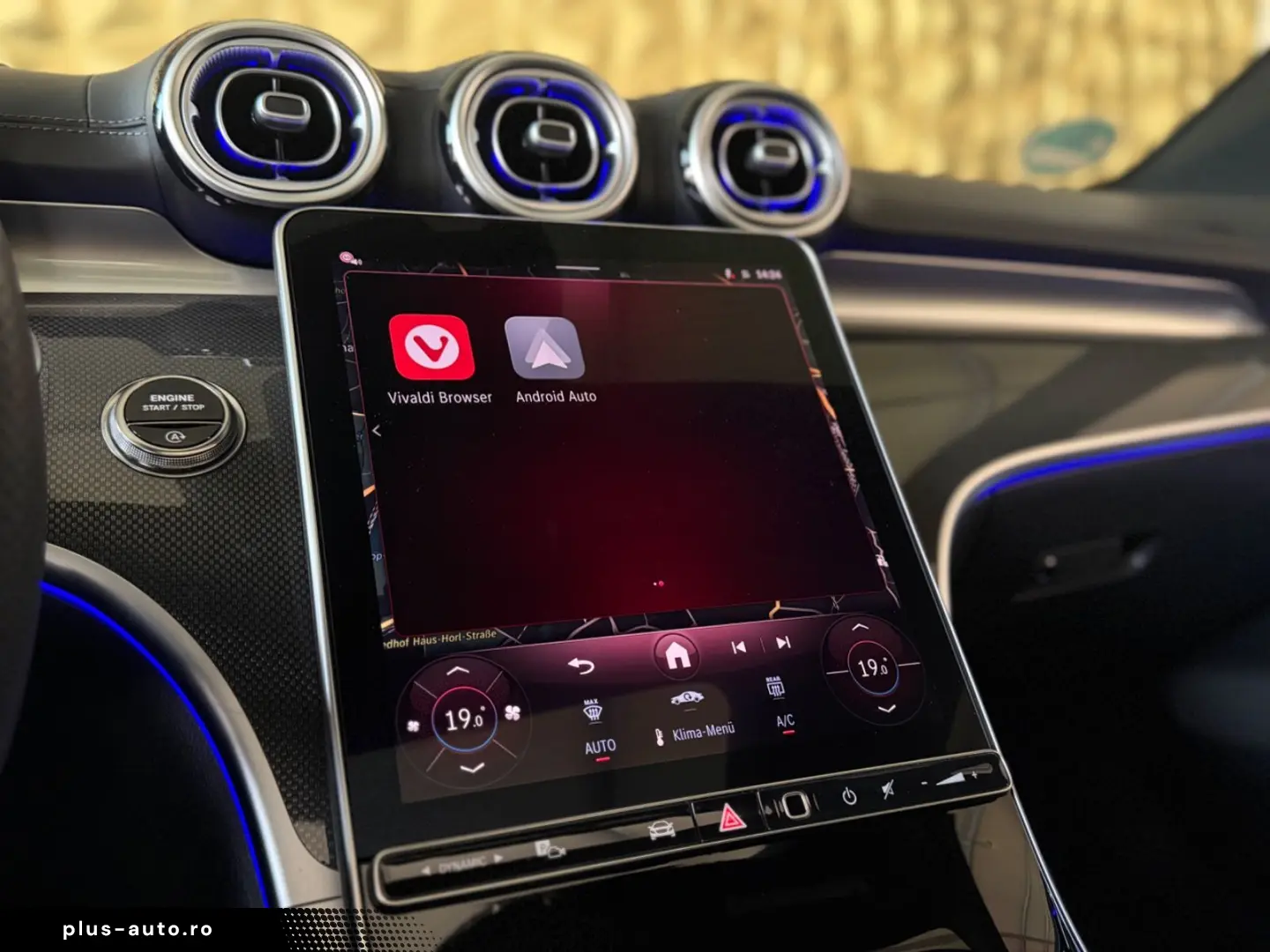 MERCEDES-BENZ C 300 4Matic Lim. AMG-LINE PANORAMA BURMESTER