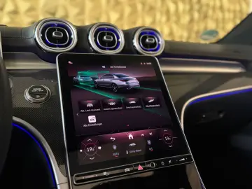 MERCEDES-BENZ C 300 4Matic Lim. AMG-LINE PANORAMA BURMESTER