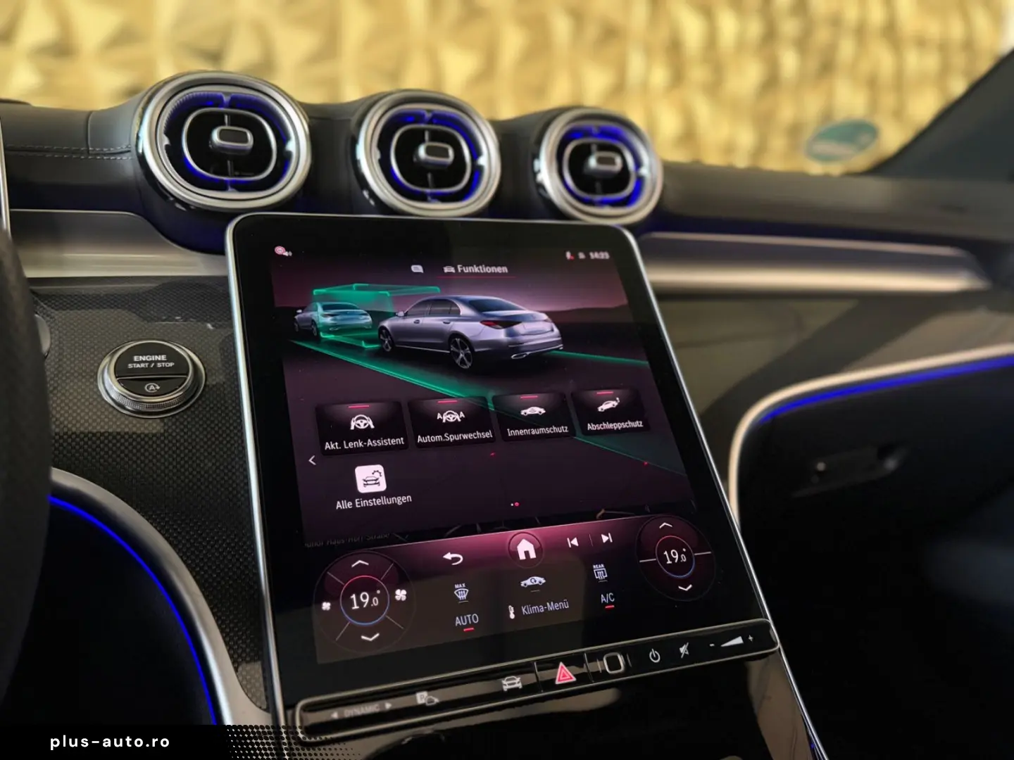 MERCEDES-BENZ C 300 4Matic Lim. AMG-LINE PANORAMA BURMESTER