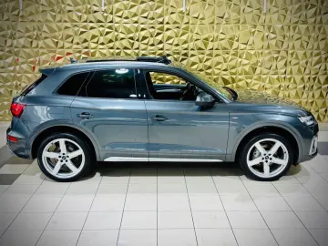 AUDI Q5 45 TFSI quattro S-LINE MATRIX PANORAMA 1.HAND