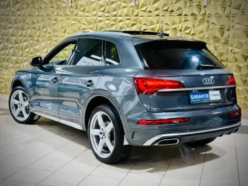 AUDI Q5 45 TFSI quattro S-LINE MATRIX PANORAMA 1.HAND