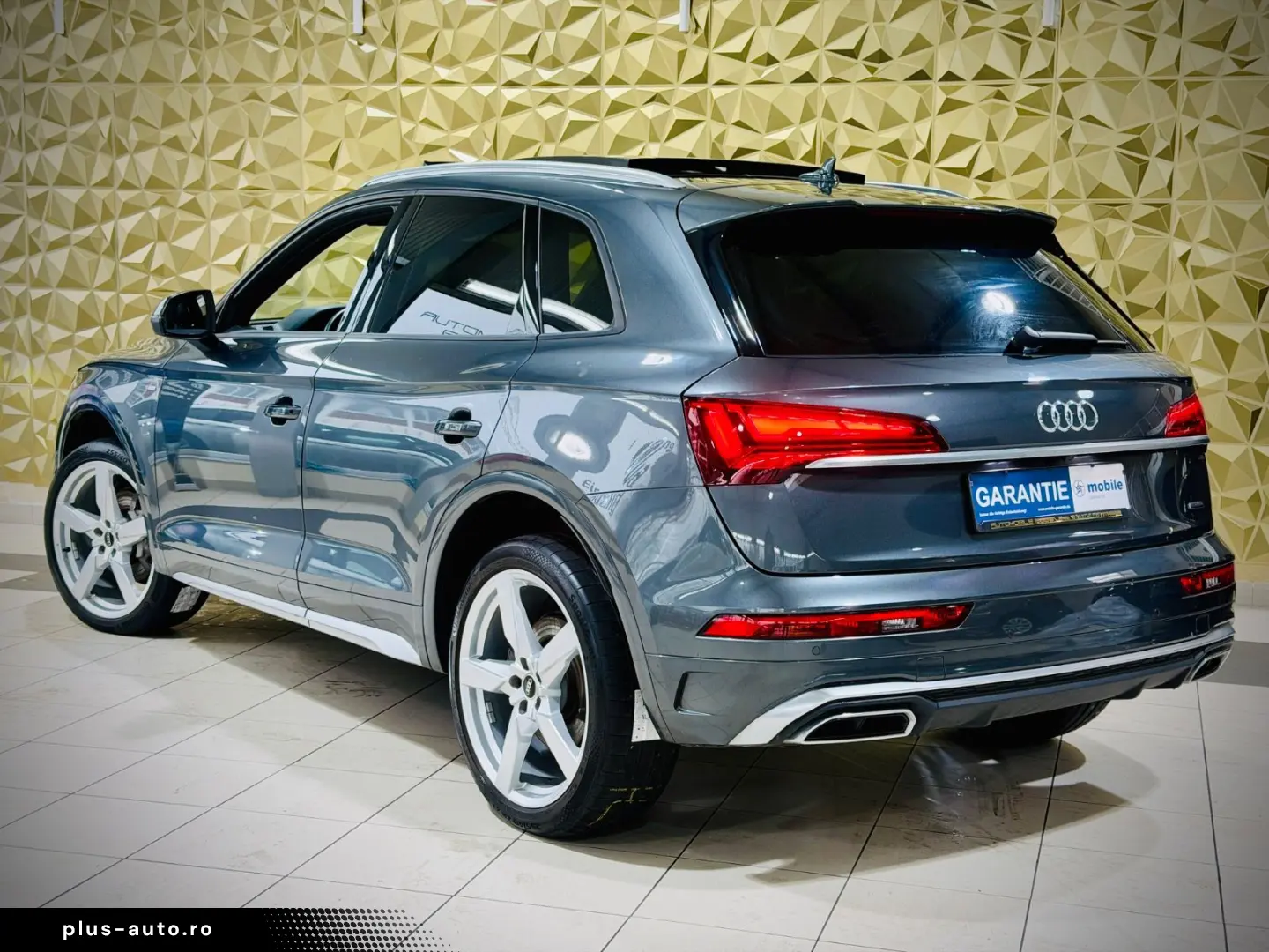 AUDI Q5 45 TFSI quattro S-LINE MATRIX PANORAMA 1.HAND