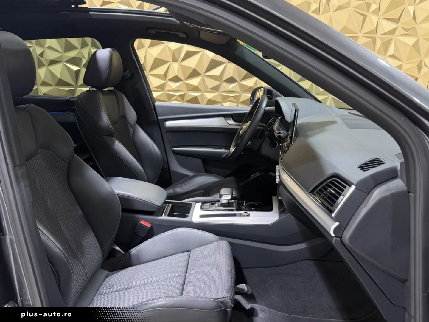 AUDI Q5 45 TFSI quattro S-LINE MATRIX PANORAMA 1.HAND