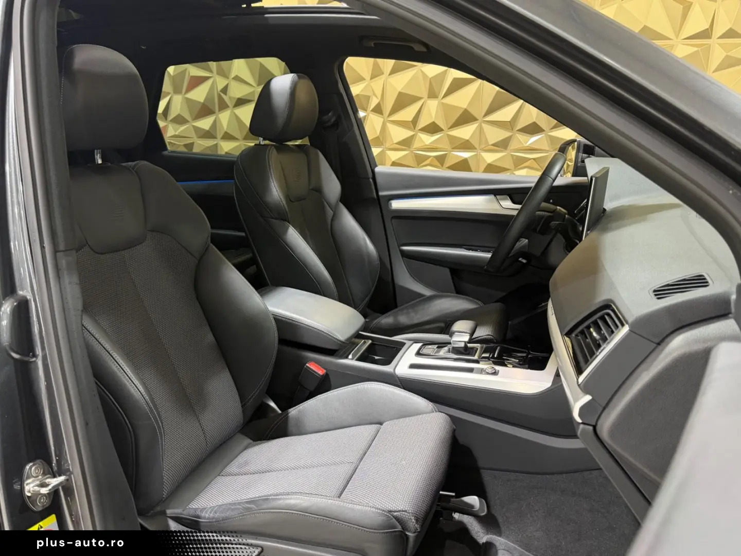 AUDI Q5 45 TFSI quattro S-LINE MATRIX PANORAMA 1.HAND