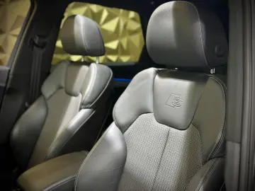 AUDI Q5 45 TFSI quattro S-LINE MATRIX PANORAMA 1.HAND