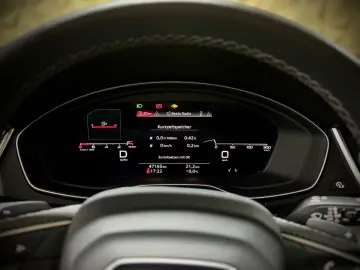 AUDI Q5 45 TFSI quattro S-LINE MATRIX PANORAMA 1.HAND