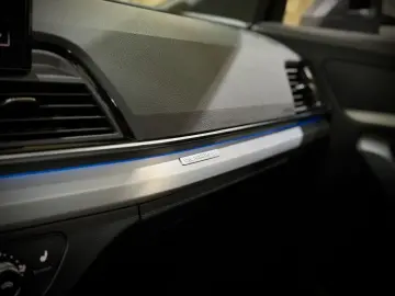 AUDI Q5 45 TFSI quattro S-LINE MATRIX PANORAMA 1.HAND