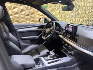 AUDI Q5 45 TFSI quattro S-LINE MATRIX PANORAMA 1.HAND