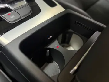 AUDI Q5 45 TFSI quattro S-LINE MATRIX PANORAMA 1.HAND