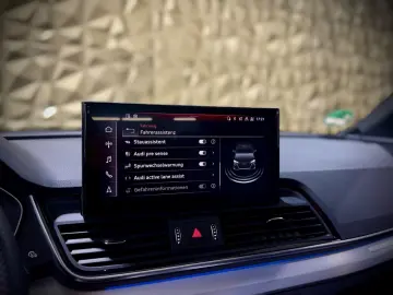 AUDI Q5 45 TFSI quattro S-LINE MATRIX PANORAMA 1.HAND