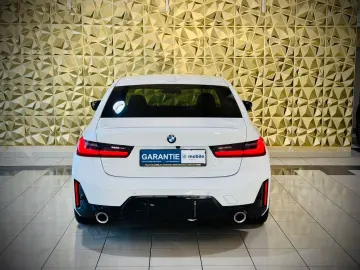 BMW 320i M-SPORTPAKET 1.HD NAVI HEAD-UP SCHIEBEDACH