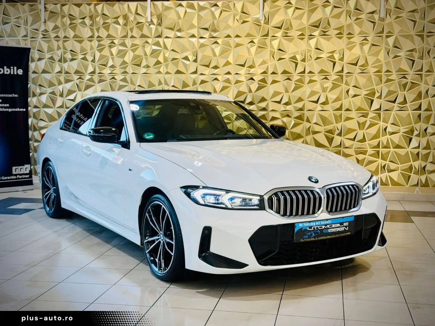 BMW 320i M-SPORTPAKET 1.HD NAVI HEAD-UP SCHIEBEDACH