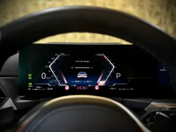 BMW 320i M-SPORTPAKET 1.HD NAVI HEAD-UP SCHIEBEDACH