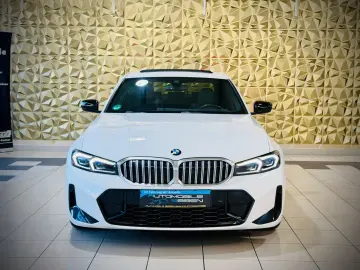 BMW 320i M-SPORTPAKET 1.HD NAVI HEAD-UP SCHIEBEDACH