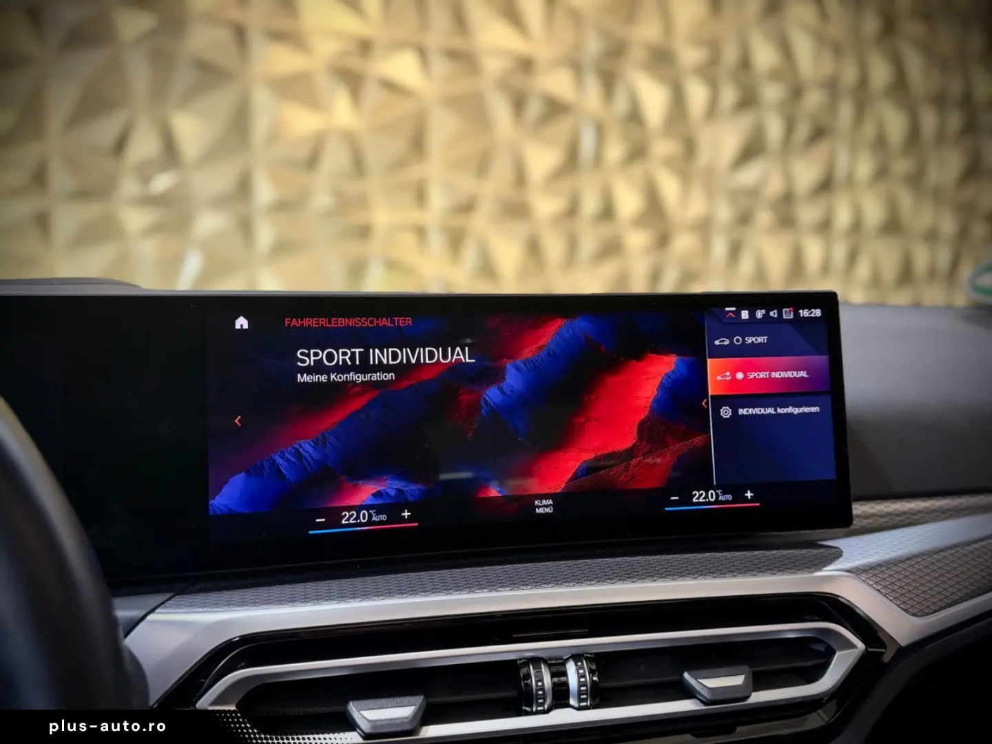 BMW 320i M-SPORTPAKET 1.HD NAVI HEAD-UP SCHIEBEDACH