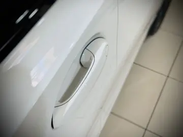 BMW 320i M-SPORTPAKET 1.HD NAVI HEAD-UP SCHIEBEDACH