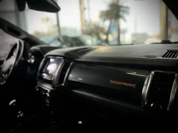 FORD Ranger Wildtrak Doppelkabine 4x4 1.HAND LEDER