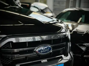 FORD Ranger Wildtrak Doppelkabine 4x4 1.HAND LEDER