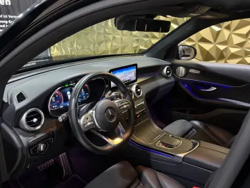 MERCEDES-BENZ GLC 300 de 4Matic AMG-LINE PANORAMA BURMESTER