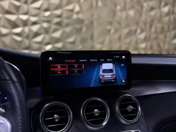 MERCEDES-BENZ GLC 300 de 4Matic AMG-LINE PANORAMA BURMESTER