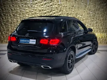 MERCEDES-BENZ GLC 300 de 4Matic AMG-LINE PANORAMA BURMESTER