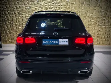MERCEDES-BENZ GLC 300 de 4Matic AMG-LINE PANORAMA BURMESTER