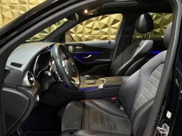 MERCEDES-BENZ GLC 300 de 4Matic AMG-LINE PANORAMA BURMESTER