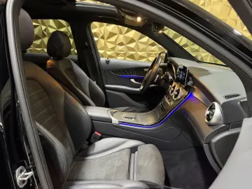 MERCEDES-BENZ GLC 300 de 4Matic AMG-LINE PANORAMA BURMESTER