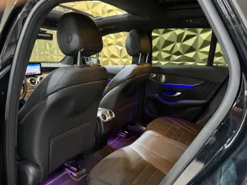 MERCEDES-BENZ GLC 300 de 4Matic AMG-LINE PANORAMA BURMESTER