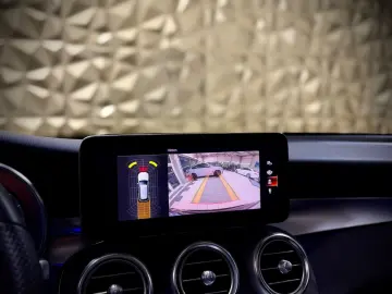 MERCEDES-BENZ GLC 300 de 4Matic AMG-LINE PANORAMA BURMESTER