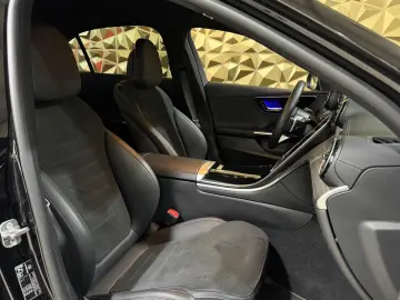 MERCEDES-BENZ C 300 Lim. AMG-LINE NIGHT-PAKET PREMIUM 1.HAND