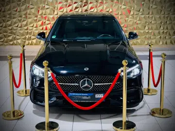 MERCEDES-BENZ C 300 Lim. AMG-LINE NIGHT-PAKET PREMIUM 1.HAND