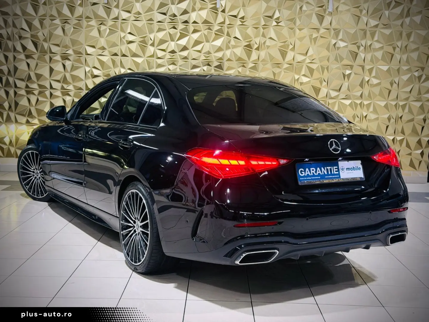 MERCEDES-BENZ C 300 Lim. AMG-LINE NIGHT-PAKET PREMIUM 1.HAND