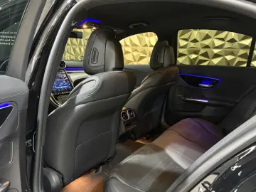 MERCEDES-BENZ C 300 Lim. AMG-LINE NIGHT-PAKET PREMIUM 1.HAND