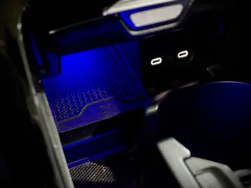 MERCEDES-BENZ C 300 Lim. AMG-LINE NIGHT-PAKET PREMIUM 1.HAND