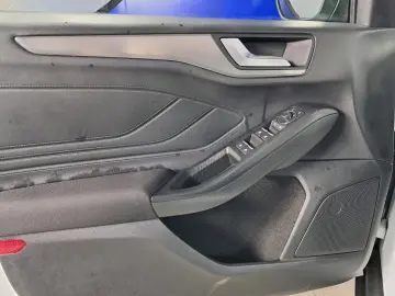 FORD FOCUS TITANIUM A7 HYBRID 1.0ti125CP 2022