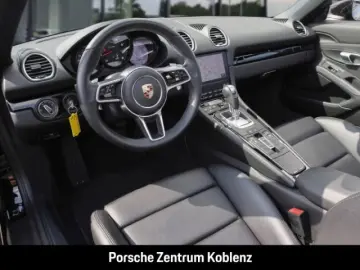 PORSCHE Boxster 718