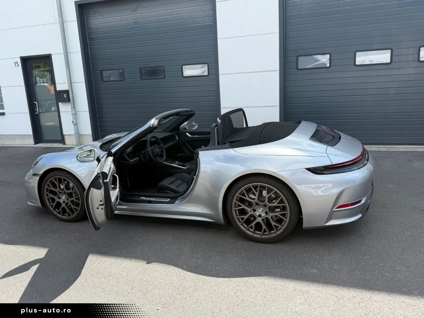 PORSCHE 911 Carrera Cabriolet