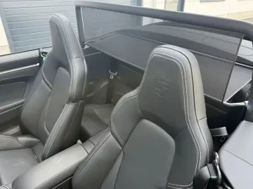 PORSCHE 911 Carrera Cabriolet