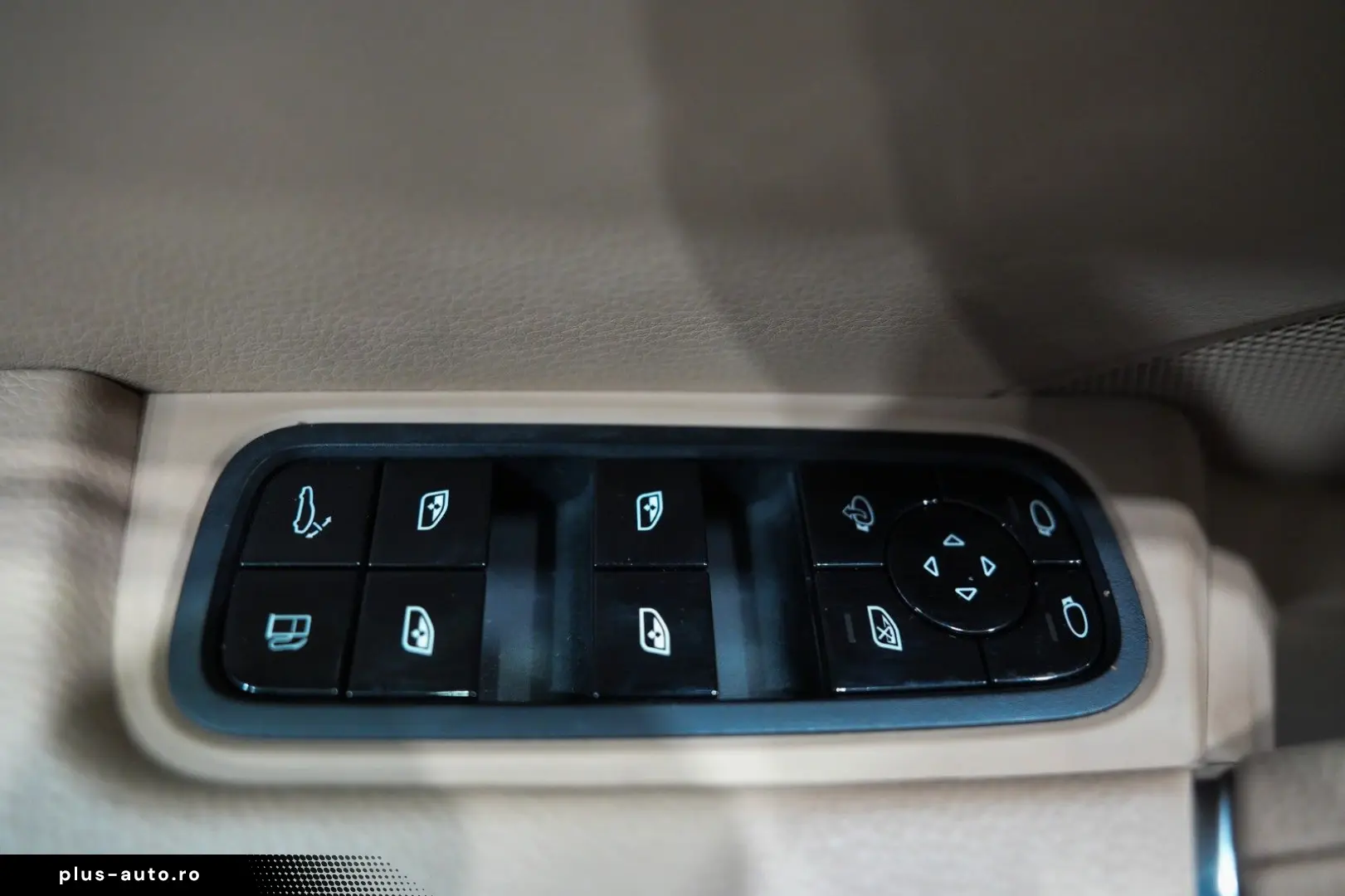 PORSCHE Cayenne E-Hybrid SPORT-CHRONO 14-WEGE BOSE PDLS