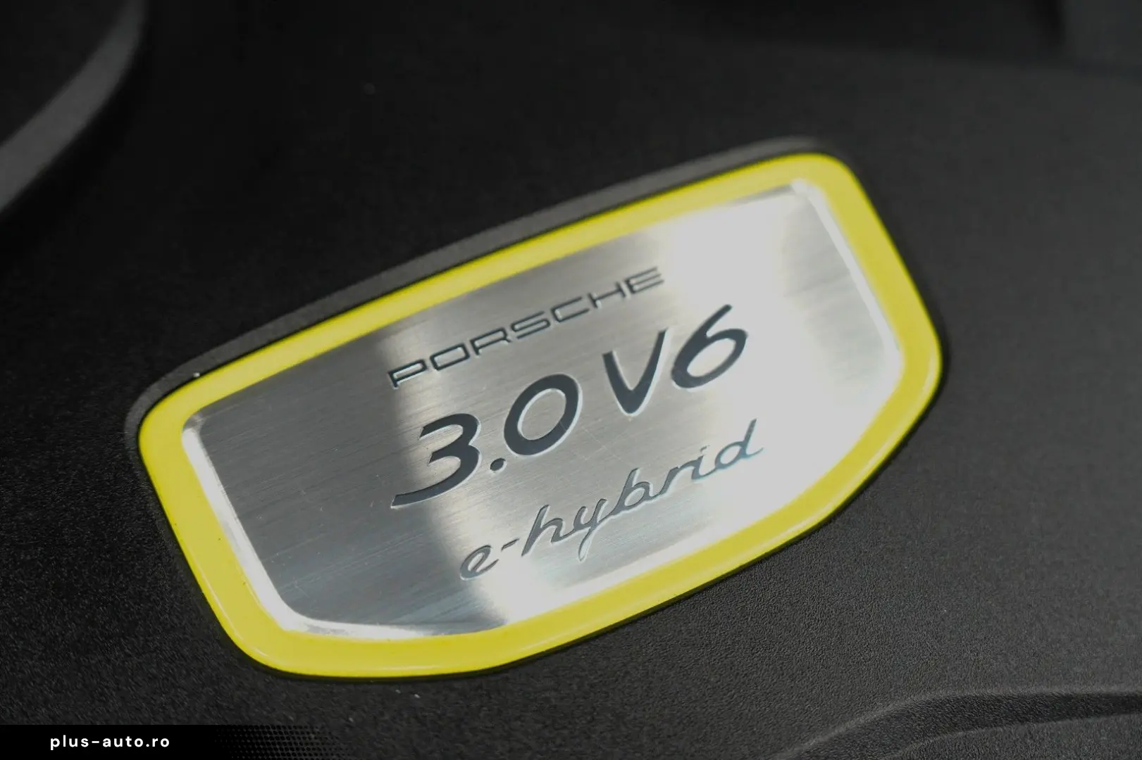 PORSCHE Cayenne E-Hybrid SPORT-CHRONO 14-WEGE BOSE PDLS