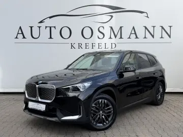 BMW iX1 xDrive30   Rückfahrkamera  Totwinkel-Assist.