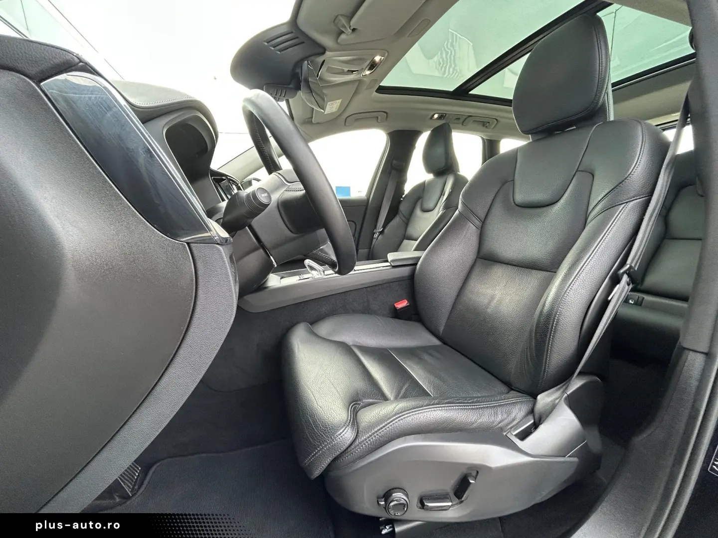 Volvo XC 60 Recharge T6 Twin Engine eAWD