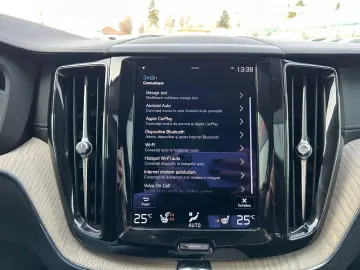 Volvo XC 60 Recharge T6 Twin Engine eAWD