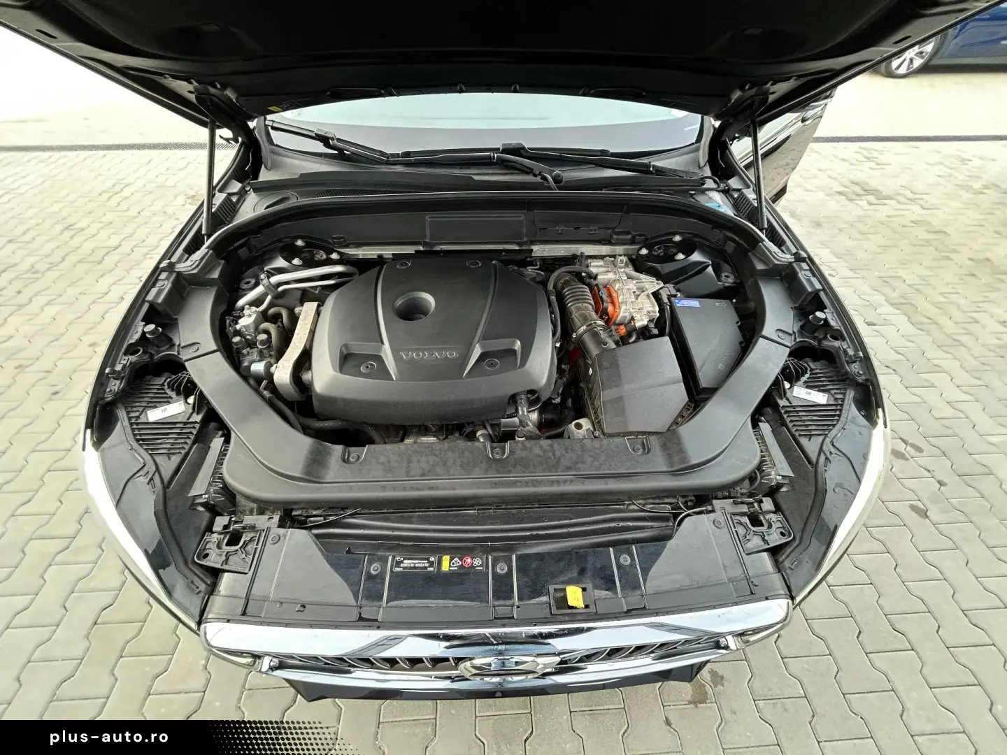 Volvo XC 60 Recharge T6 Twin Engine eAWD