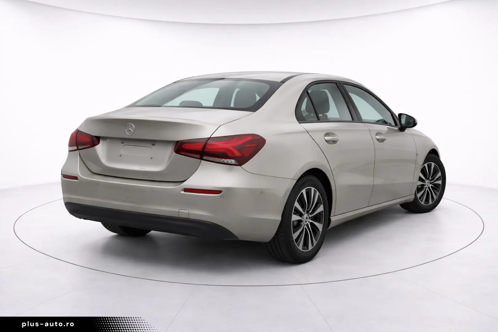 MERCEDES BENZ A180 LIM. AUT.