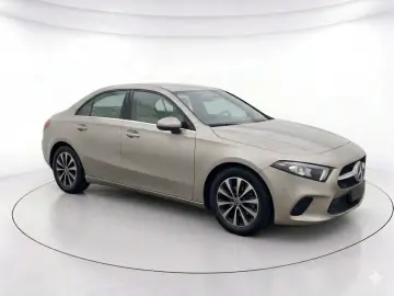 MERCEDES BENZ A180 LIM. AUT.